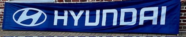 Hyundai spandoeken, Ophalen, Zo goed als nieuw