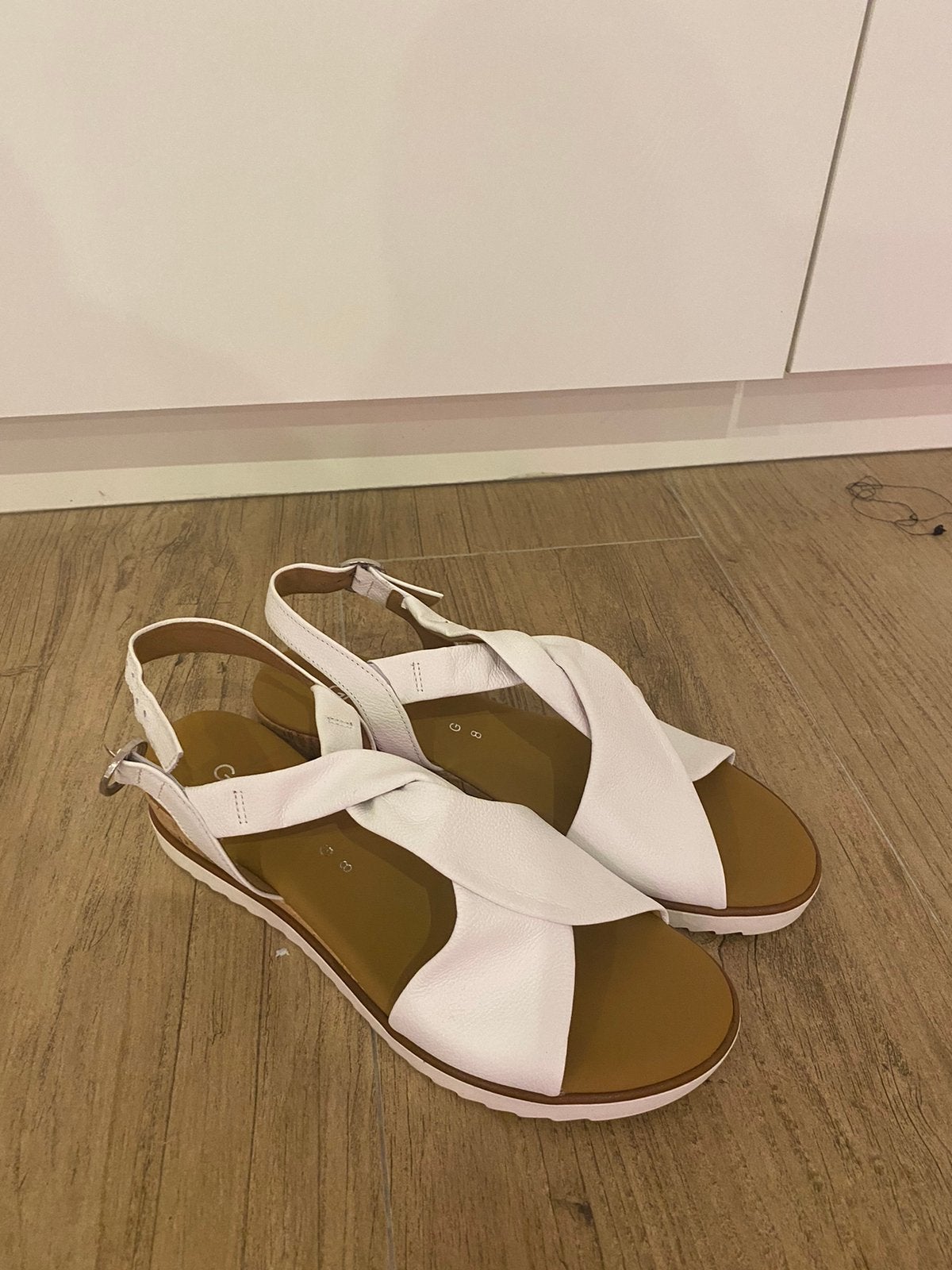NIEUW! Prachtig GABOR sandalen maat 42, Kleding | Dames, Schoenen, Ophalen