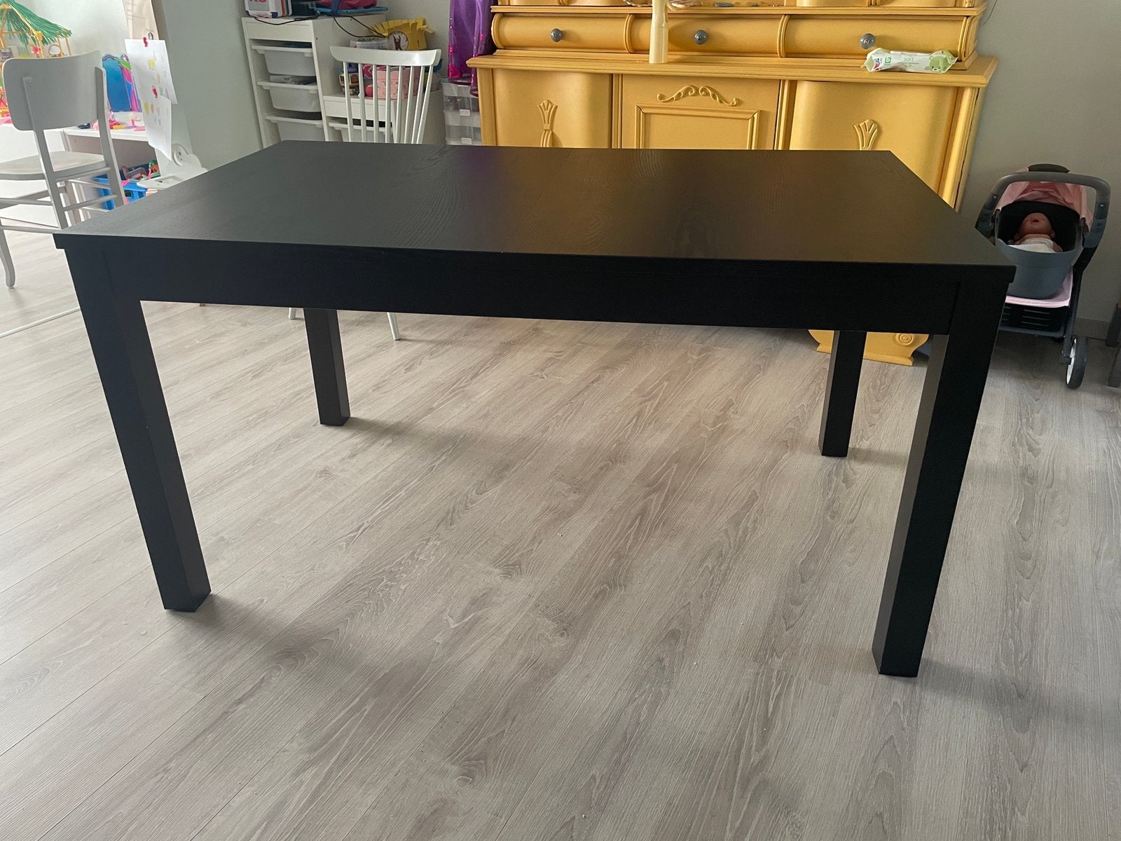 Uitschuifbare eettafel, 100 à 150 cm, Cinq personnes ou plus, Enlèvement, Utilisé