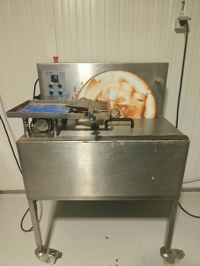 Chocolade materiaal, Elektronische apparatuur, Ophalen, Gebruikt