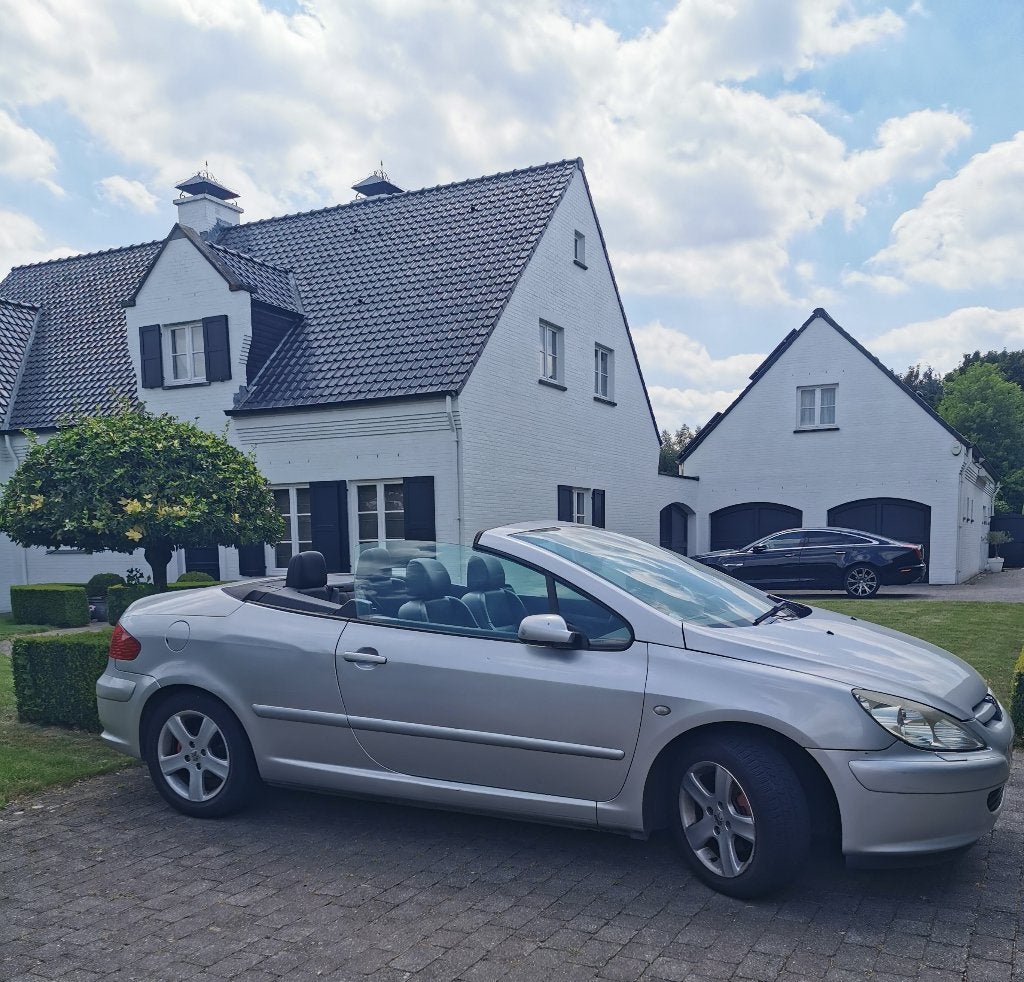 Peugeot 307 cabrio, Autos, Argent ou Gris, Achat, Cabriolet, Noir