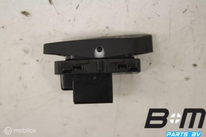 Schakelaar centrale vergrendeling RV VW Golf 7 5G0962126A, Gebruikt