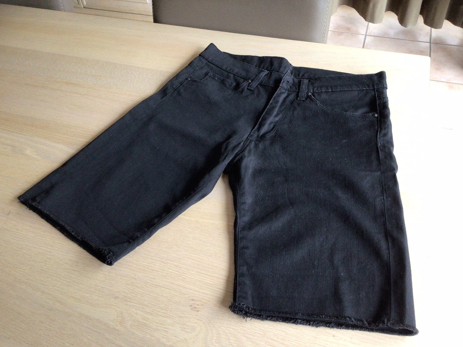 Carhartt swell short, zwart, maat 28, nieuw, Ophalen of Verzenden, Nieuw, Zwart, Overige jeansmaten