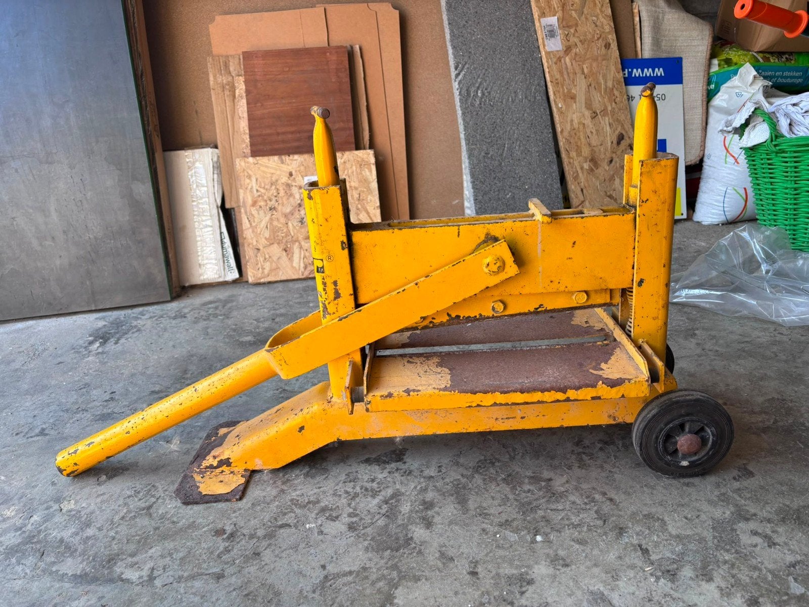 Revo klinkerknipper, Ophalen