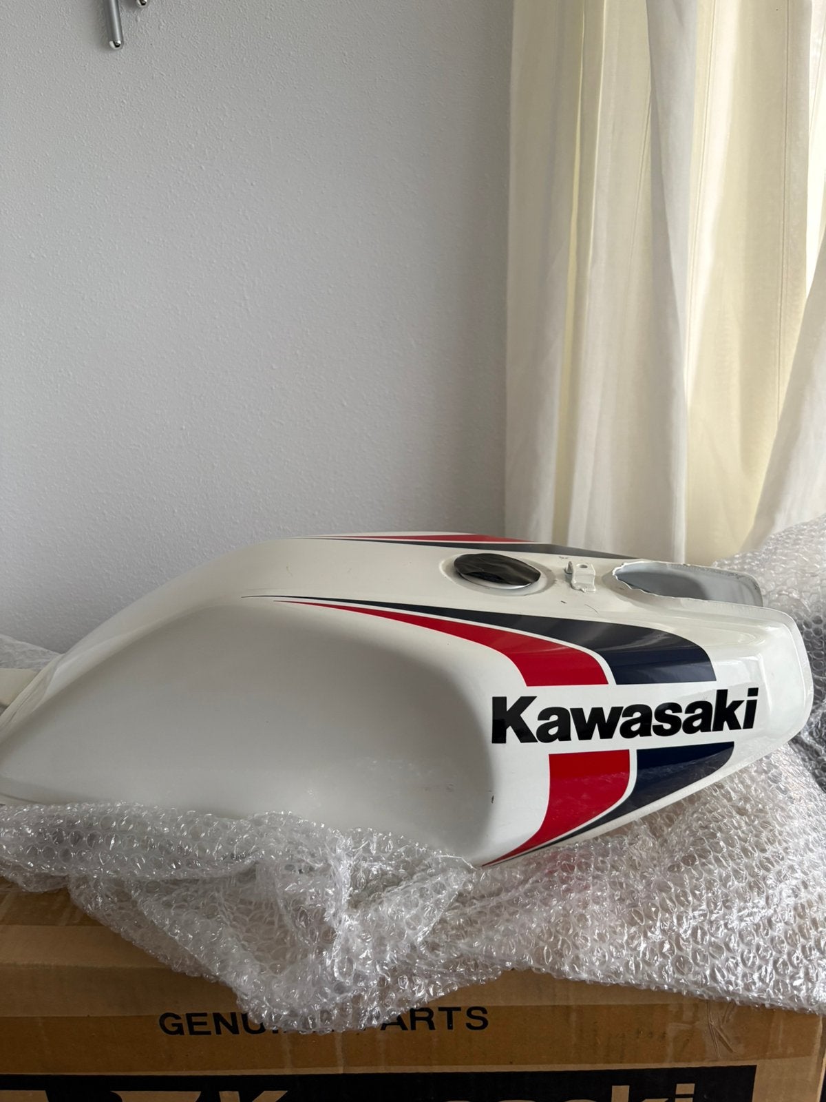 Kawasaki ar50 tank NOS, Fietsen en Brommers, Ophalen of Verzenden, Tank