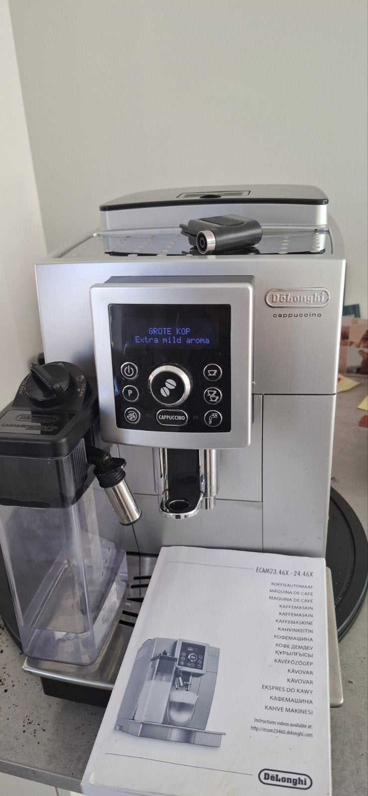 Delonghi bonen koffiemachine en cappuccino +Garantie, Elektronische apparatuur, Koffiezetapparaten, Espresso apparaat, 10 kopjes of meer