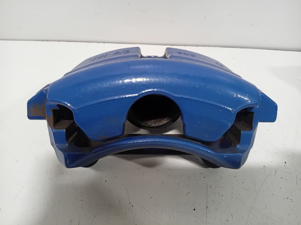 Remklauw links voor Volkswagen Golf, Onderdelen@venauto.nl, Van der Ven Autorecycling B.V., Ettenseweg 76, 4706 PB Roosendaal, The Netherlands