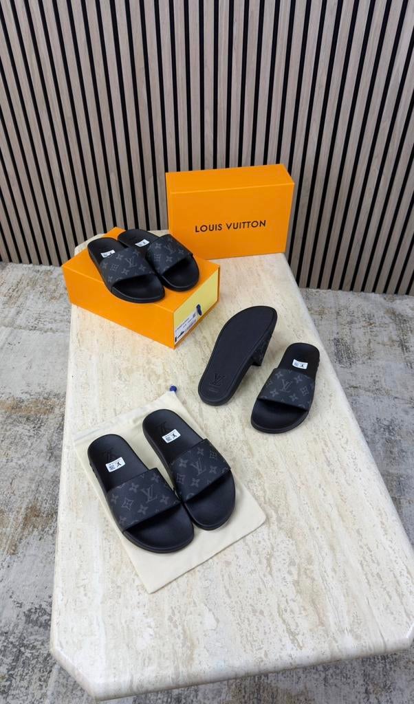 Toboggans Louis Vuiton, Vêtements | Hommes, Chaussures, Enlèvement ou Envoi, Neuf