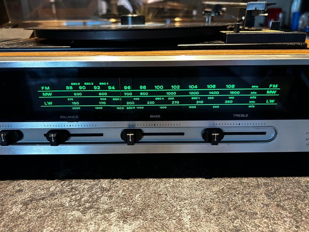 Hitachi SDT-2370, TV, Hi-fi & Vidéo, Tourne-disques, Enlèvement, Tourne-disque, Autres marques