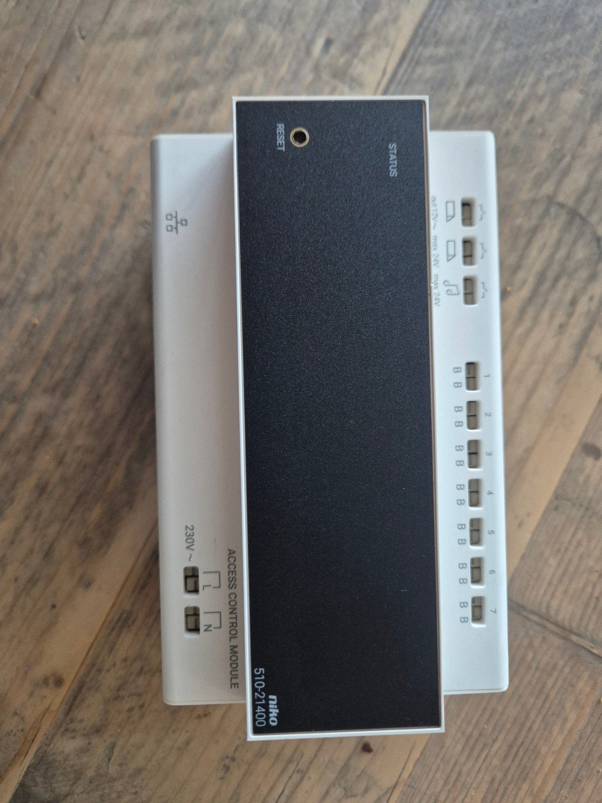 Niko 510-21400 DIN-rail controller, Ophalen