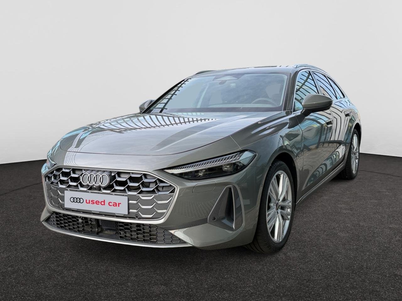 Audi A5 SW e-hybrid (PHEV) A5 Avant e-hybrid 2.0 TFSI Quattr, Auto's, Automaat, Hybride Elektrisch/Benzine, https://public.car-pass.be/vhr/0cabb97a-6471-41d4-9a71-962ed64d32a2