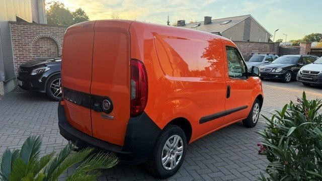 fiat doblo met maar 97.000km, Euro 6, Bedrijf, Diesel, https://public.car-pass.be/vhr/88c8a6bf-751e-4005-adb1-d12ecbdf14f7