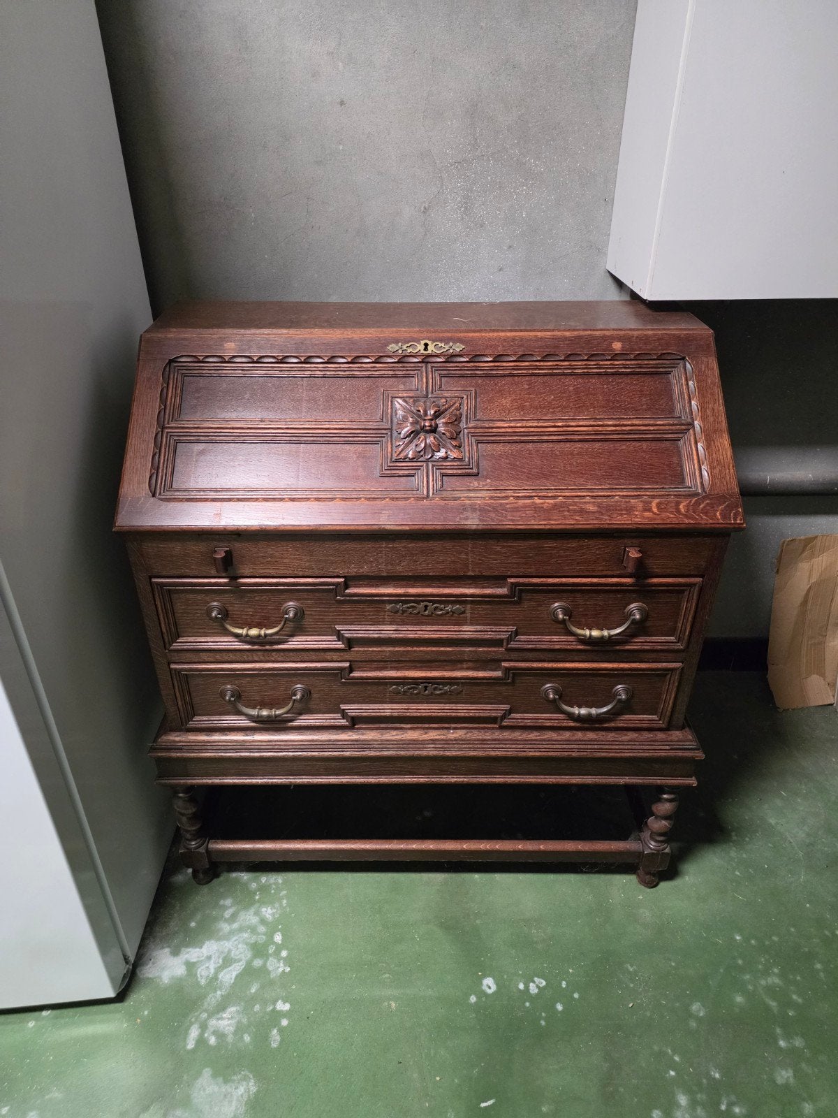 antieke commode, Enlèvement