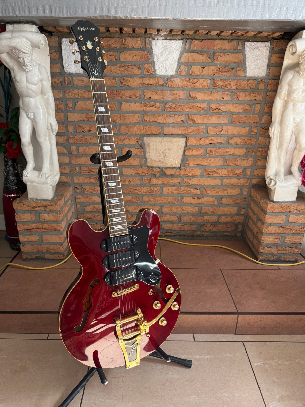 Guitare Epiphone P93 riviera Wr achat ou echange, Enlèvement, Comme neuf, Hollow body, Epiphone