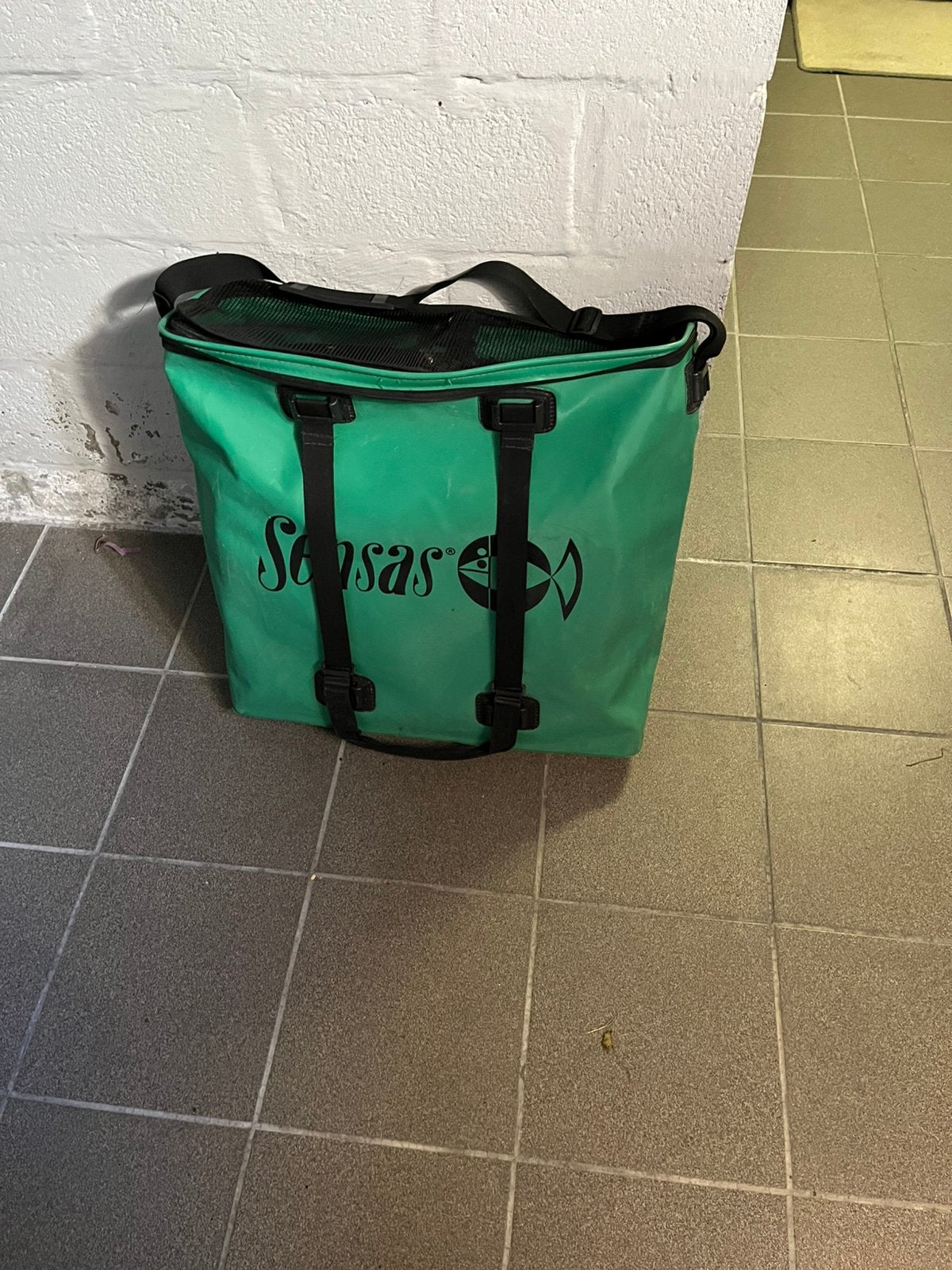 Leefnettas sensas, Ophalen, Zo goed als nieuw