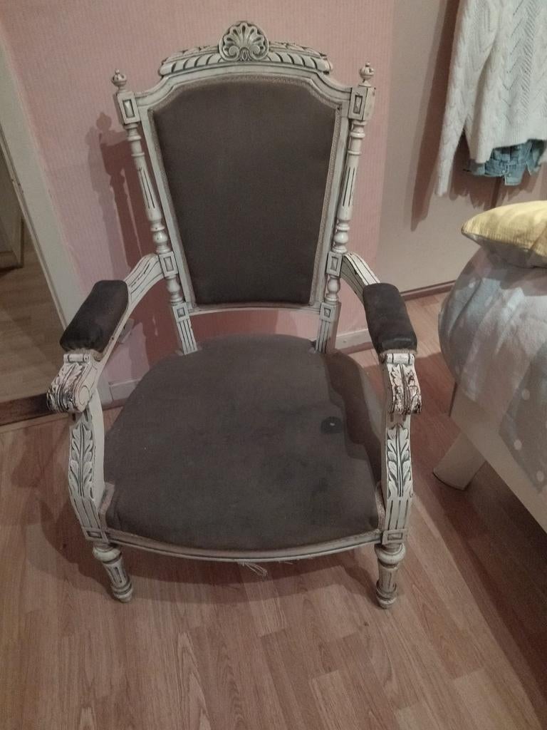 armstoel in Louis XVI-stijl, Antiquités & Art, Antiquités | Meubles | Chaises & Canapés, Enlèvement