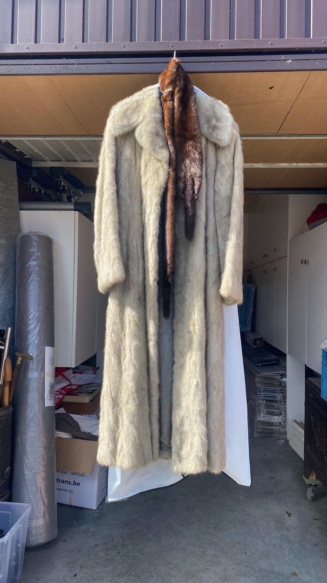 Mooie bontjas +sjaal L= 1,2m merk : bouqaert meulebeke, Antiek en Kunst, Antiek | Kleding en Textiel, Ophalen, Dames