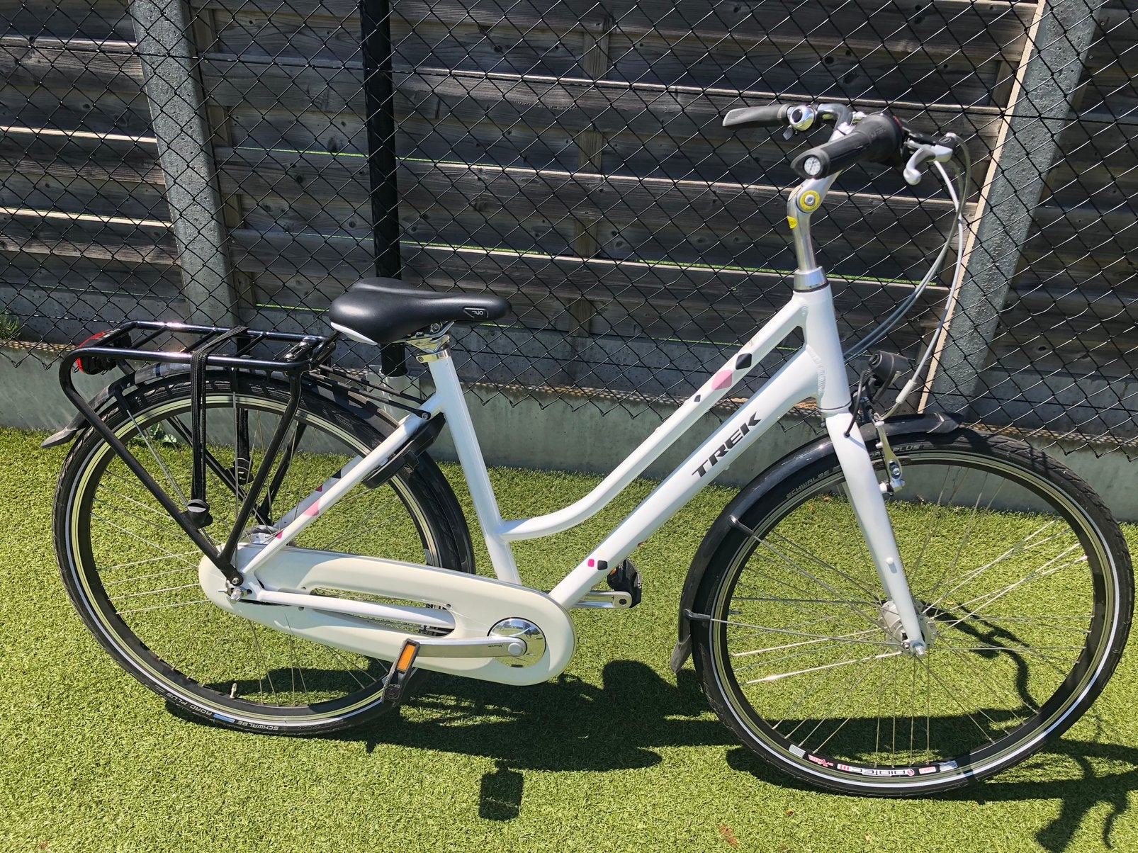 Damesfiets/ stadfiets, Trek, maat L, Fietsen en Brommers, Fietsen | Dames | Damesfietsen, Ophalen of Verzenden, Zo goed als nieuw