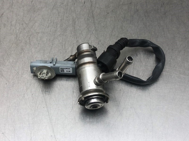 INJECTEUR ADBLUE Nissan NV 250 (WF) (|208995377R|), Utilisé, Nissan