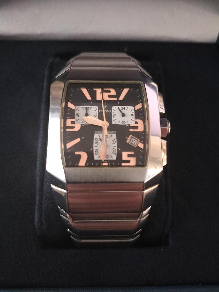 Festina Quartz uurwerk- model F16129, Staal, Gebruikt, Staal, Polshorloge
