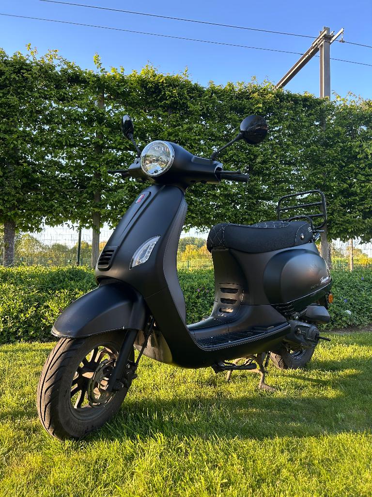 Bromfiets GTS Toscana Dynamic B-klasse Carbon Black, Fietsen en Brommers, Gebruikt, 50 cc, Ophalen, Overige merken
