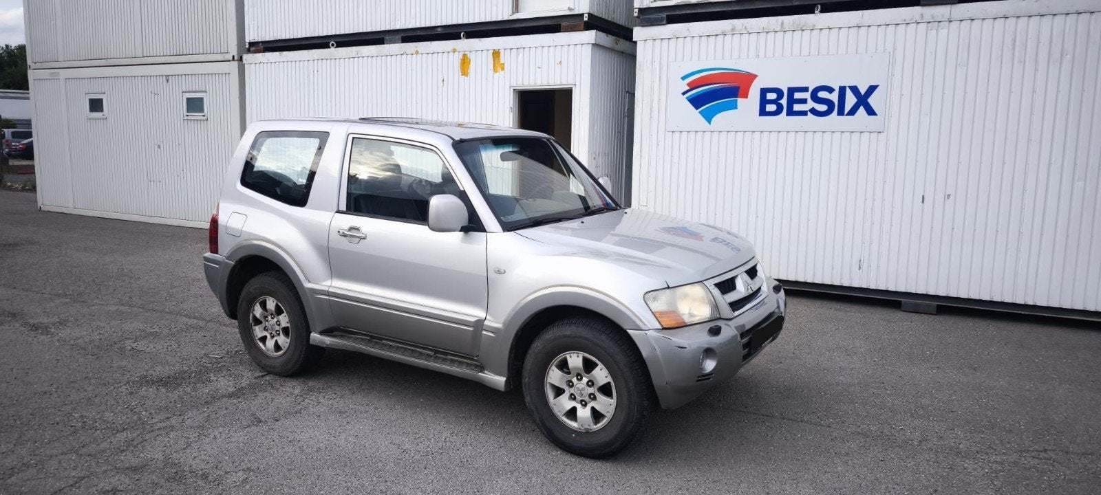 Pajero 3.2 DiD 4x4 - Automaat - lichte vracht, Zwart, 4 cilinders, Leder, Diesel