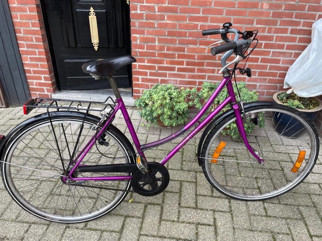 Damesfiets te koop, Fietsen en Brommers, Ophalen, Zo goed als nieuw, Versnellingen