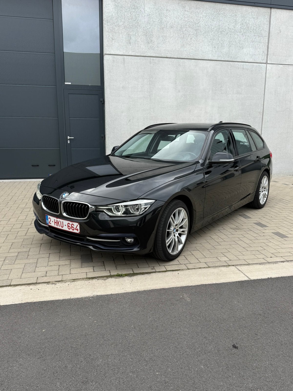 BMW 320d Touring 2018 | 190 ch | Manuelle | 196 536 km, Autos, Achat, Euro 6, Entreprise, Boîte manuelle