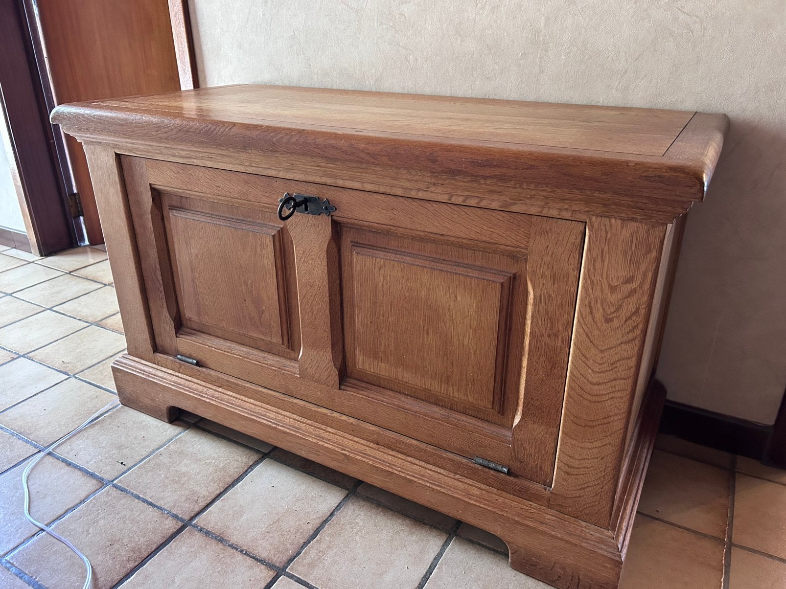 Coffre en chêne, Maison & Meubles, Accessoires pour la Maison | Coffres, Enlèvement, Comme neuf, Chêne