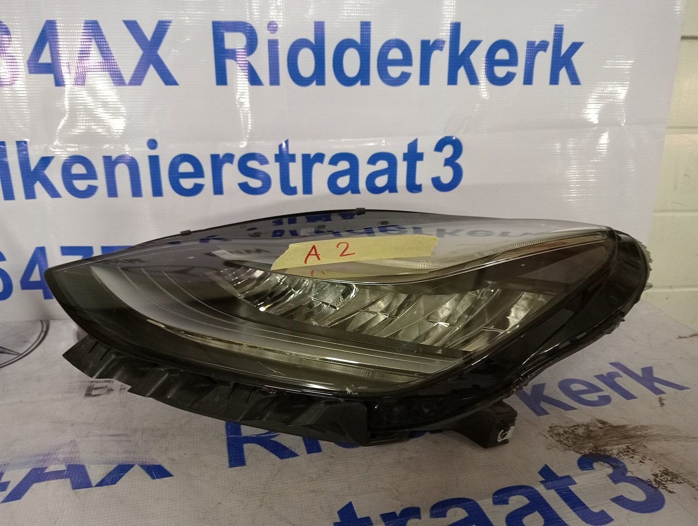 TESLA MODEL 3 Koplampen Rechts met artikelnummer 1077372-00, Autos : Pièces & Accessoires, Éclairage, Autres marques automobiles
