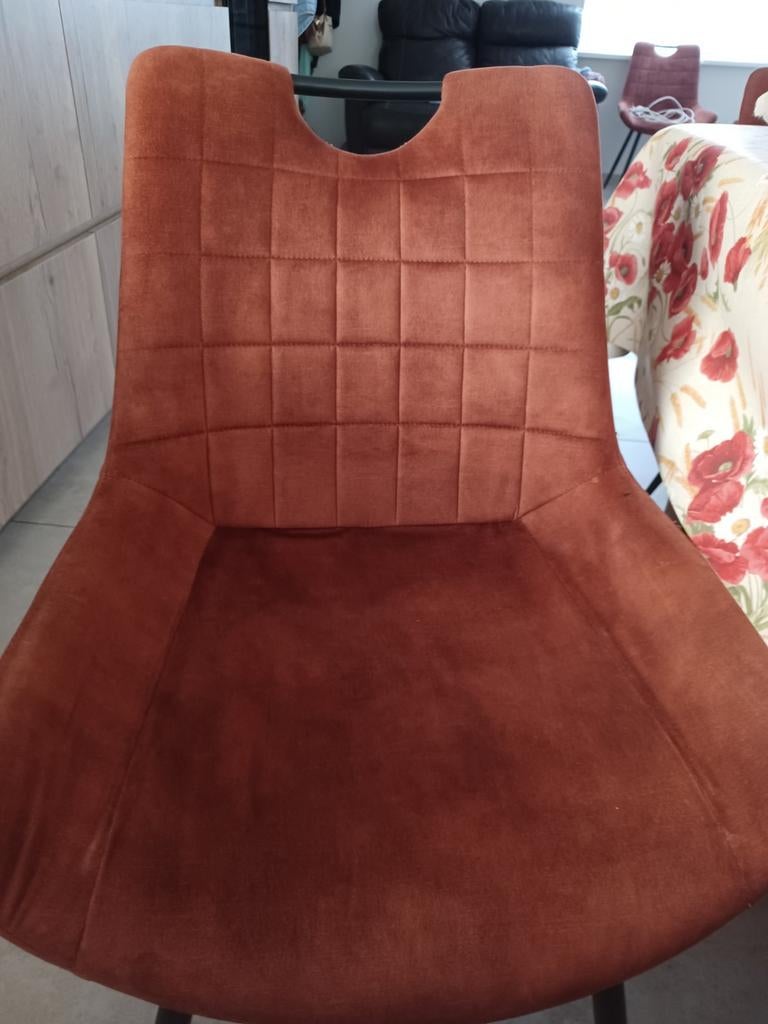 Stoelen, Ophalen