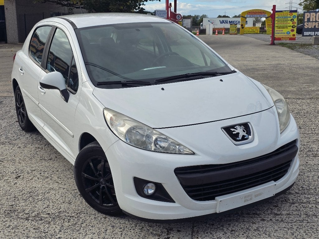PEUGEOT 207 1.4 i 2014 / AIRCO / 138.000 KM / PRIX : 3.499 €, Euro 5, Achat, https://public.car-pass.be/vhr/575da541-536f-4add-928e-9897a9a50cd3