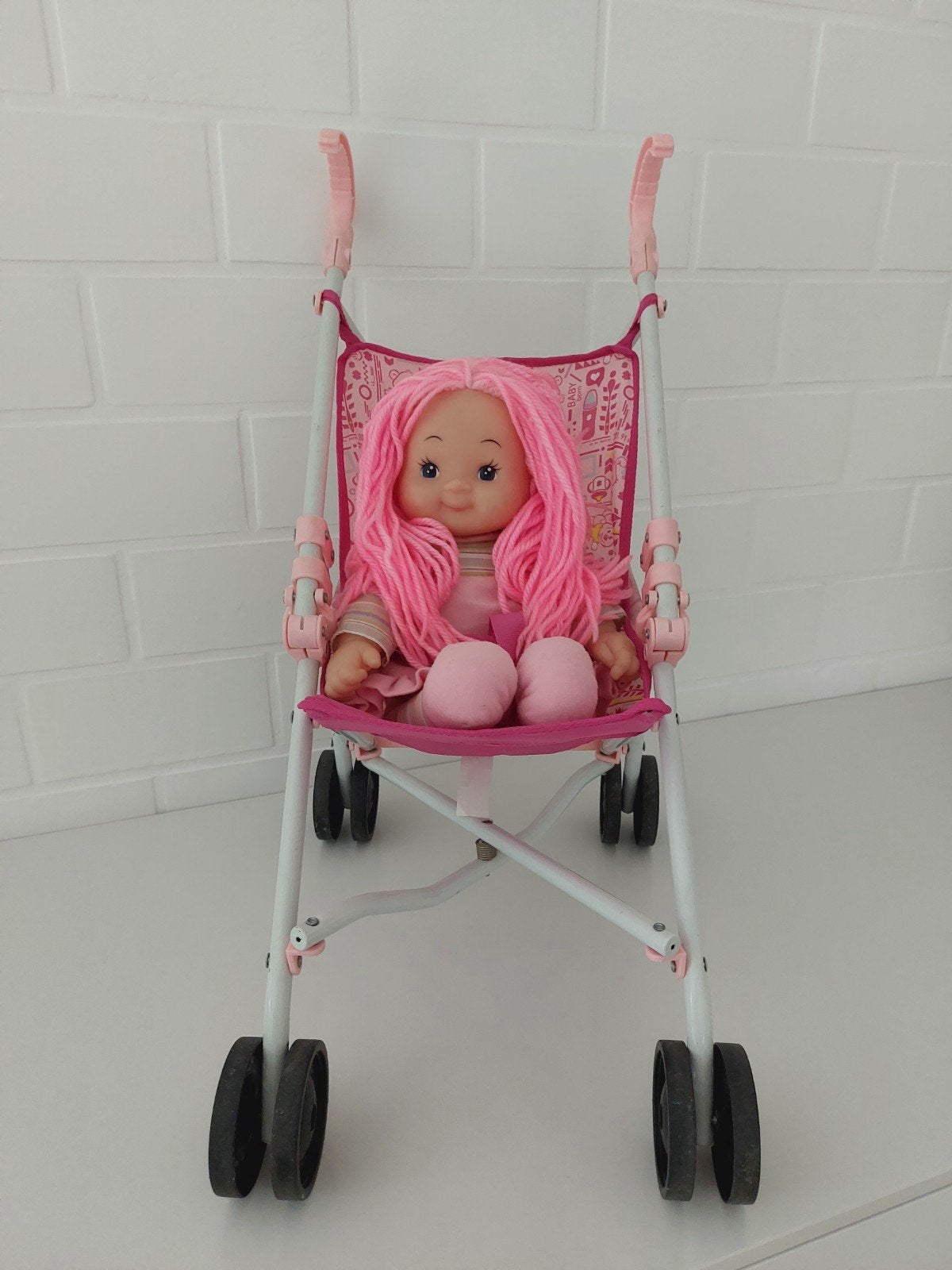 plooi buggy met pop, Ophalen, Zo goed als nieuw
