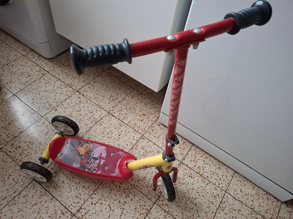 Trottinette enfant, Vélos & Vélomoteurs, Enlèvement, Utilisé