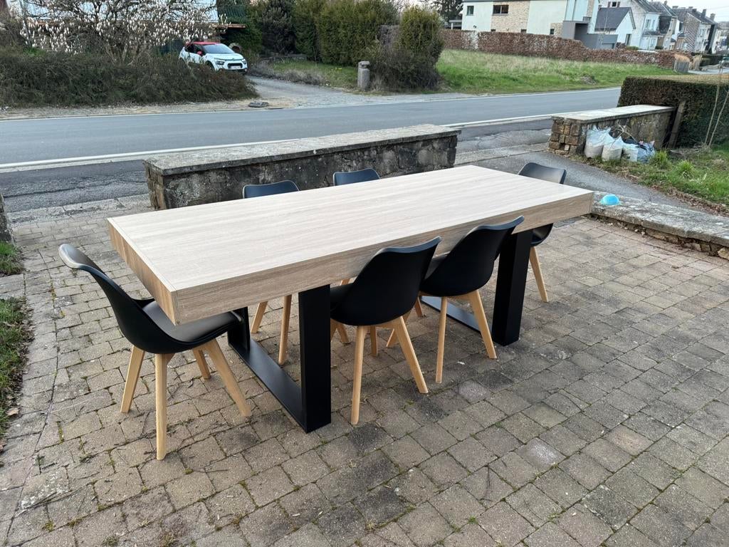 Table et chaises scandinave, Enlèvement, Comme neuf