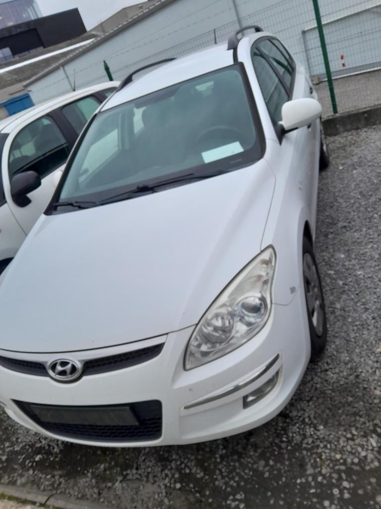 Hyundai witte auto, Particulier, Te koop