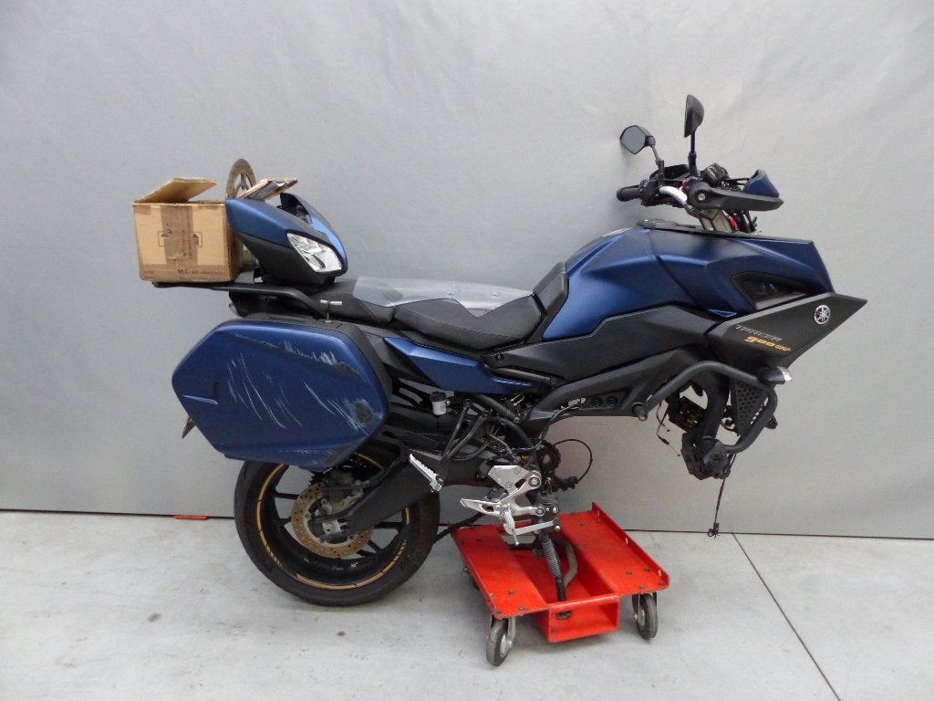 Tracer 900GT accidentée sans moteur, Motoren, Bedrijf, Meer dan 35 kW, Toermotor, Handgeschakeld