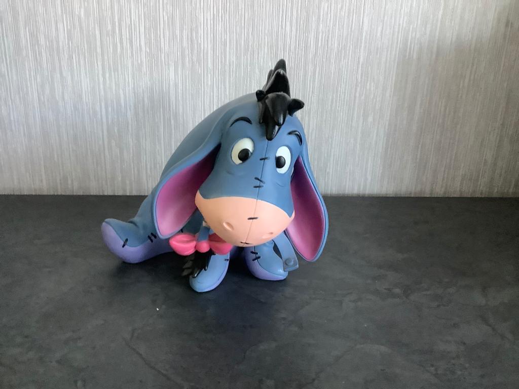 Disney Winnie the Pooh Eyor beeld (8x18 cm), Verzamelen, Disney, Zo goed als nieuw, Beeldje of Figuurtje, Winnie de Poeh of vrienden