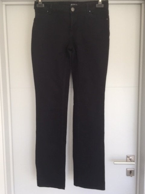 Broek maat 36 / straight ( zwart ) Low waist, Ophalen of Verzenden, Zo goed als nieuw, W28 - W29 (confectie 36), Zwart