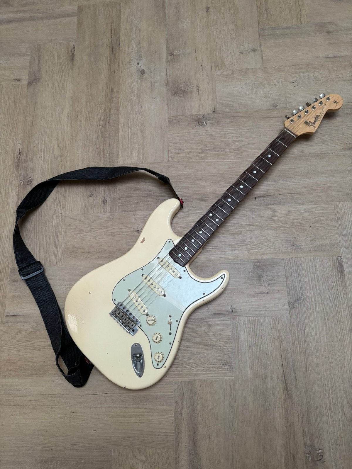 Fender Original 60’s Stratocaster (2017), Musique & Instruments, Instruments à corde | Guitares | Électriques, Utilisé, Solid body