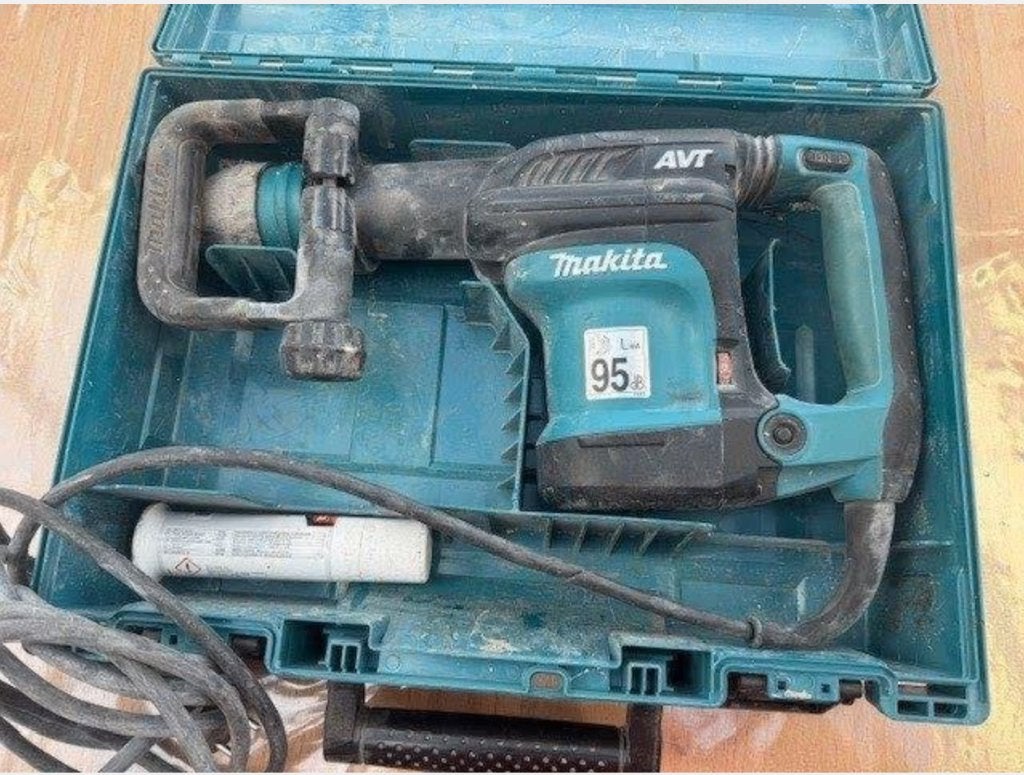 Marteau de démolition Makita SDS-Max AVT avec étui, Bricolage & Construction, 600 watts ou plus, Enlèvement ou Envoi, Comme neuf