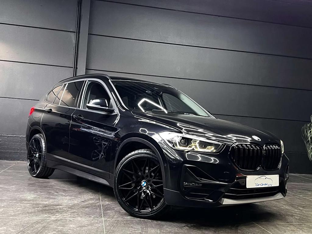 BMW X1 X1 xDrive25e Hybrid / LEDER / Head up / Camera, Auto's, Gebruikt, 169 kW, Zwart, Leder