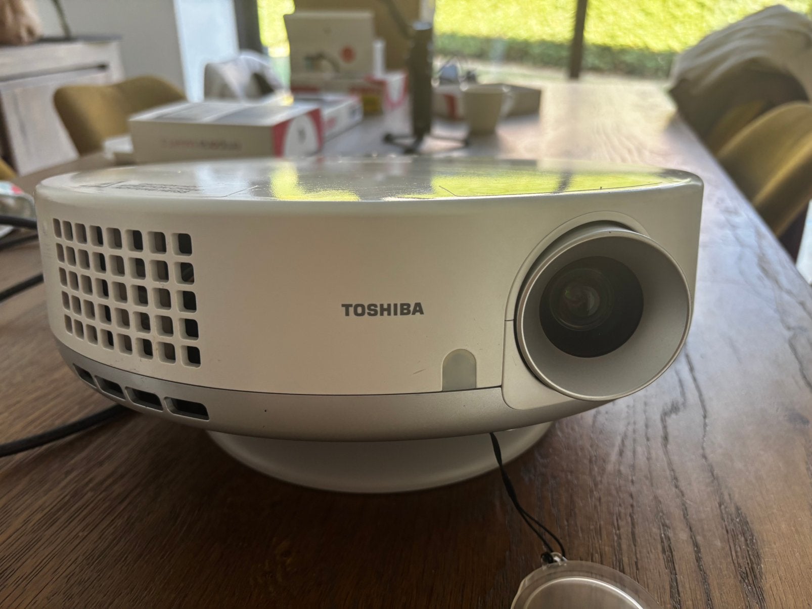Projecteur/projecteur LCD Toshiba TLP-ET1E - Home cinéma, Enlèvement, Comme neuf, LCD
