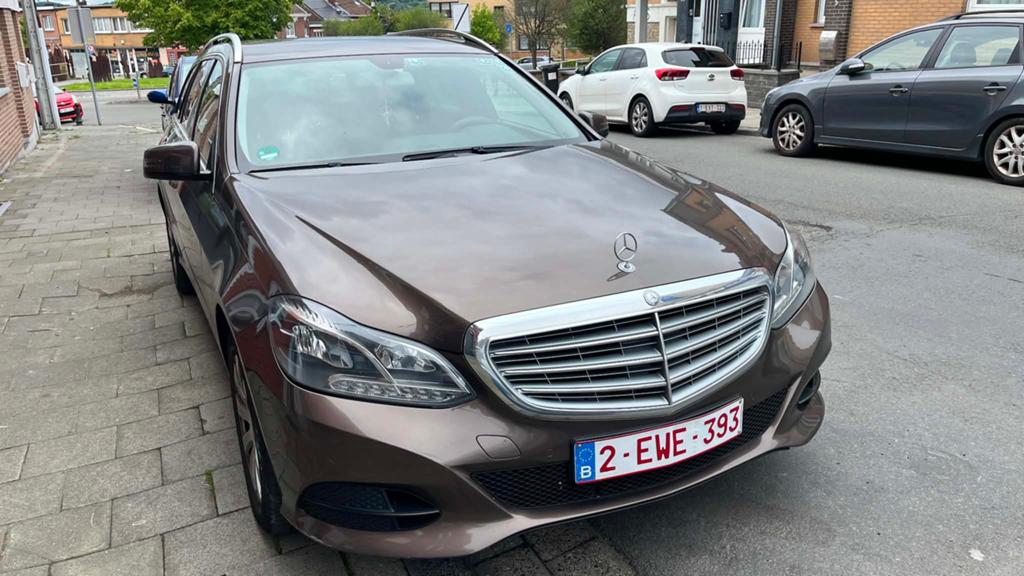 Mercedes e200 2013, Particulier, Achat