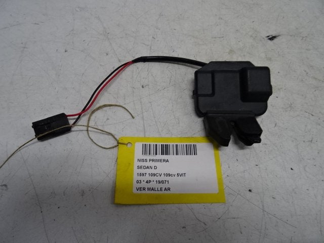 SERRURE COFFRE Nissan Primera (P12) (01-2002/10-2008), Autos : Pièces & Accessoires, Utilisé, Nissan, Haillon arrière