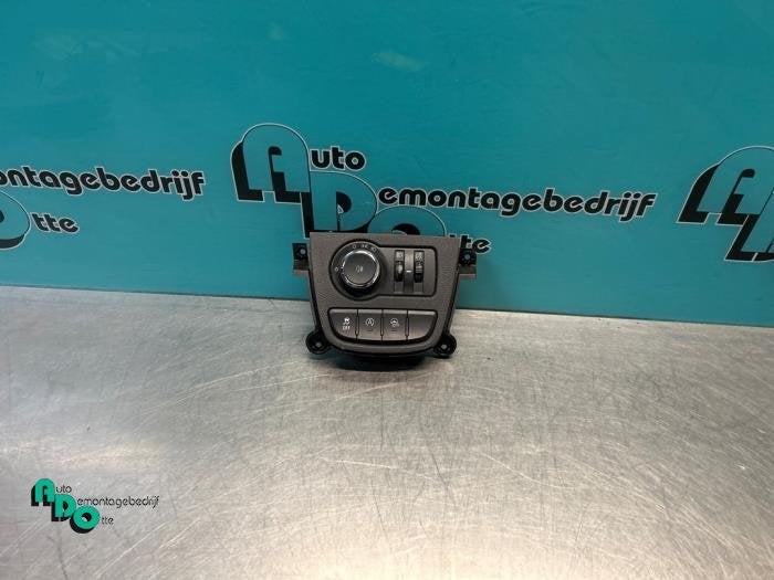 Commutateur lumière d'un Opel Karl (Karl 15-), -, Opel, 3 mois de garantie, Utilisé