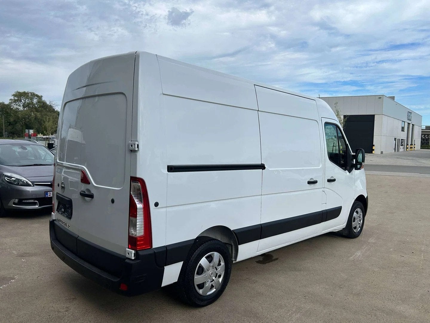 Nissan Interstar 2.3 dCi 33 L2H2 Acenta, Boîte manuelle, Autre carrosserie, Diesel, 2299 cm³