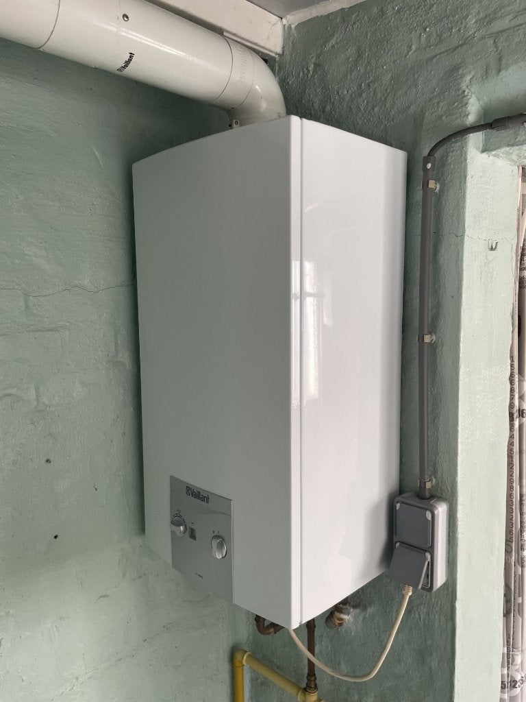 Vaillant turboMAG 17 - gasgeiser, Ophalen, Gebruikt, Aardgas, 100 liter of meer