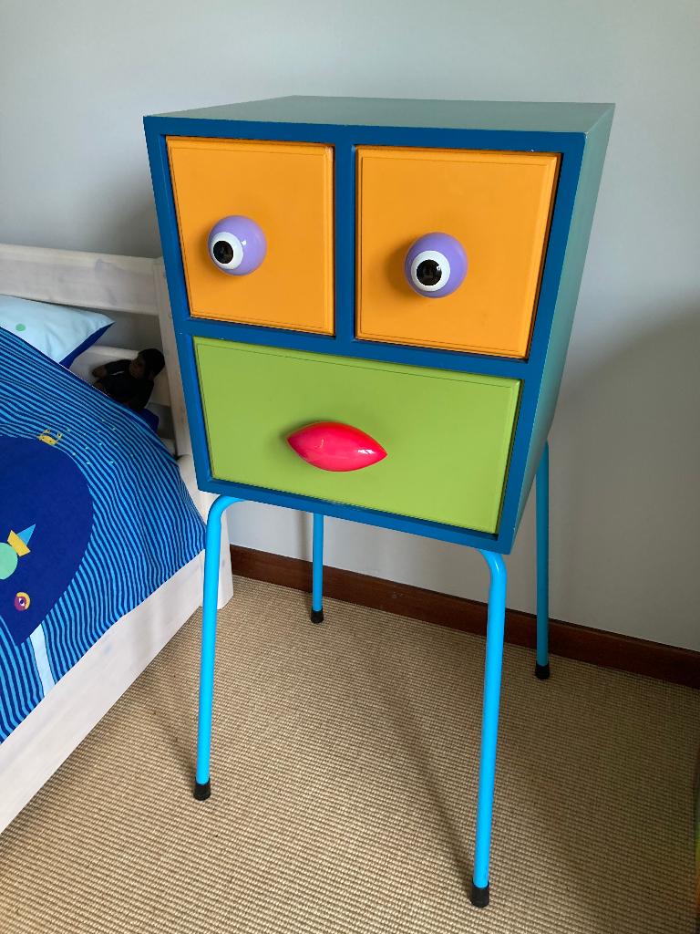 Meuble enfant / commode colorée, Maison & Meubles, Armoires | Commodes, 3 ou 4 tiroirs, 25 à 50 cm, Pylones - coloré - meuble pour enfants - original