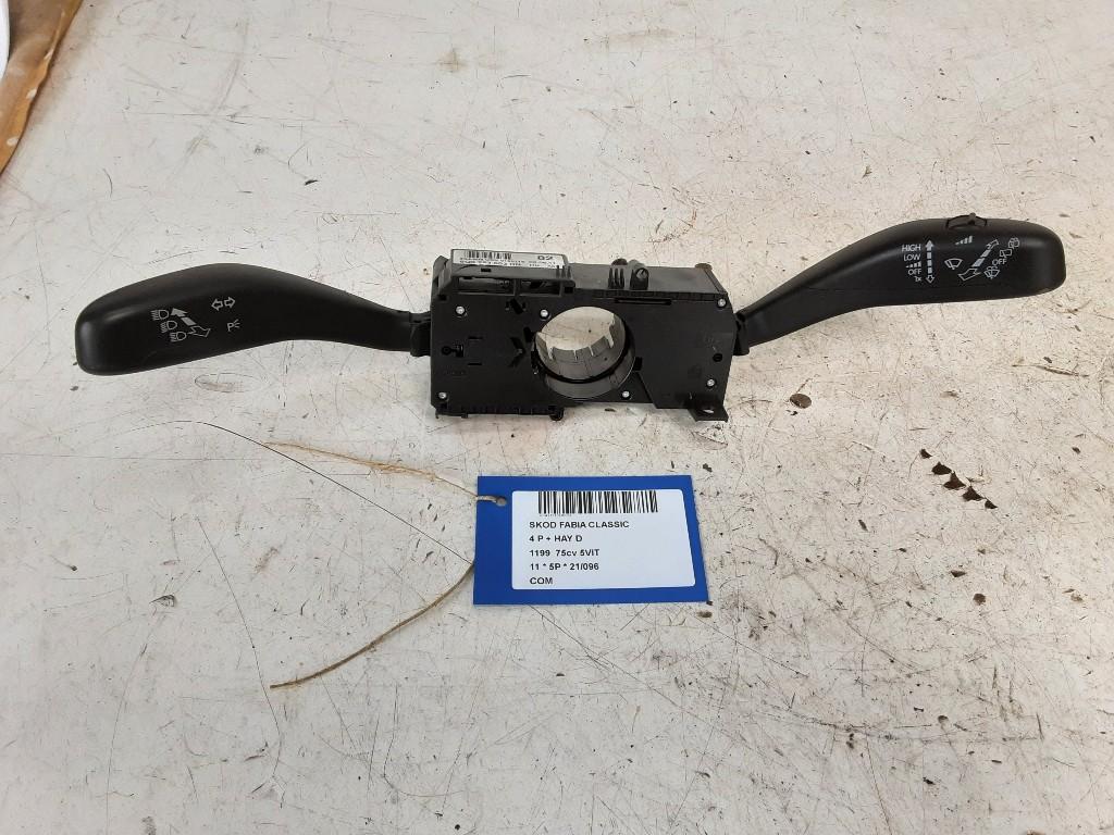 SCHAKELAAR Skoda Fabia II (5J) (6Q0953503DN), Auto-onderdelen, Gebruikt, Skoda